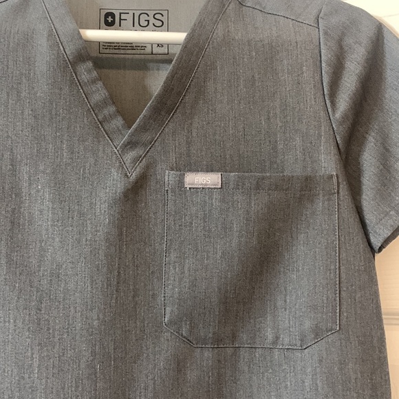 Figs scrub set, size XS, style Livingston bottoms with Catrina top - Picture 2 of 4